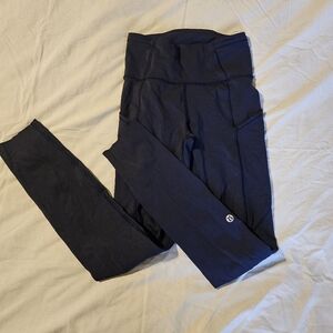 Lululemon fast and free Navy size 2